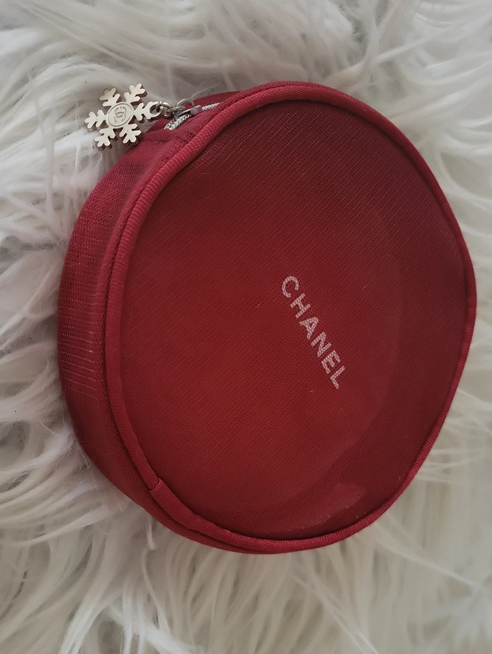 ❤️CHANEL BEAUTE Holiday Red Round Zip Cosmetic Case with Logo - Limited Edition